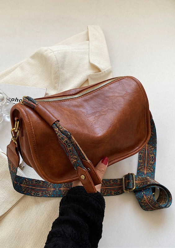 Pattern Strap Zipper Shoulder Bag