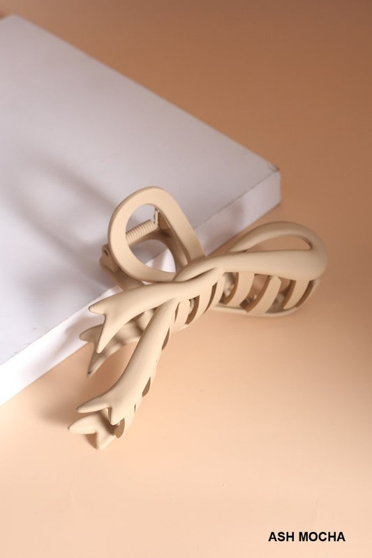 Matte Bow Claw Clip