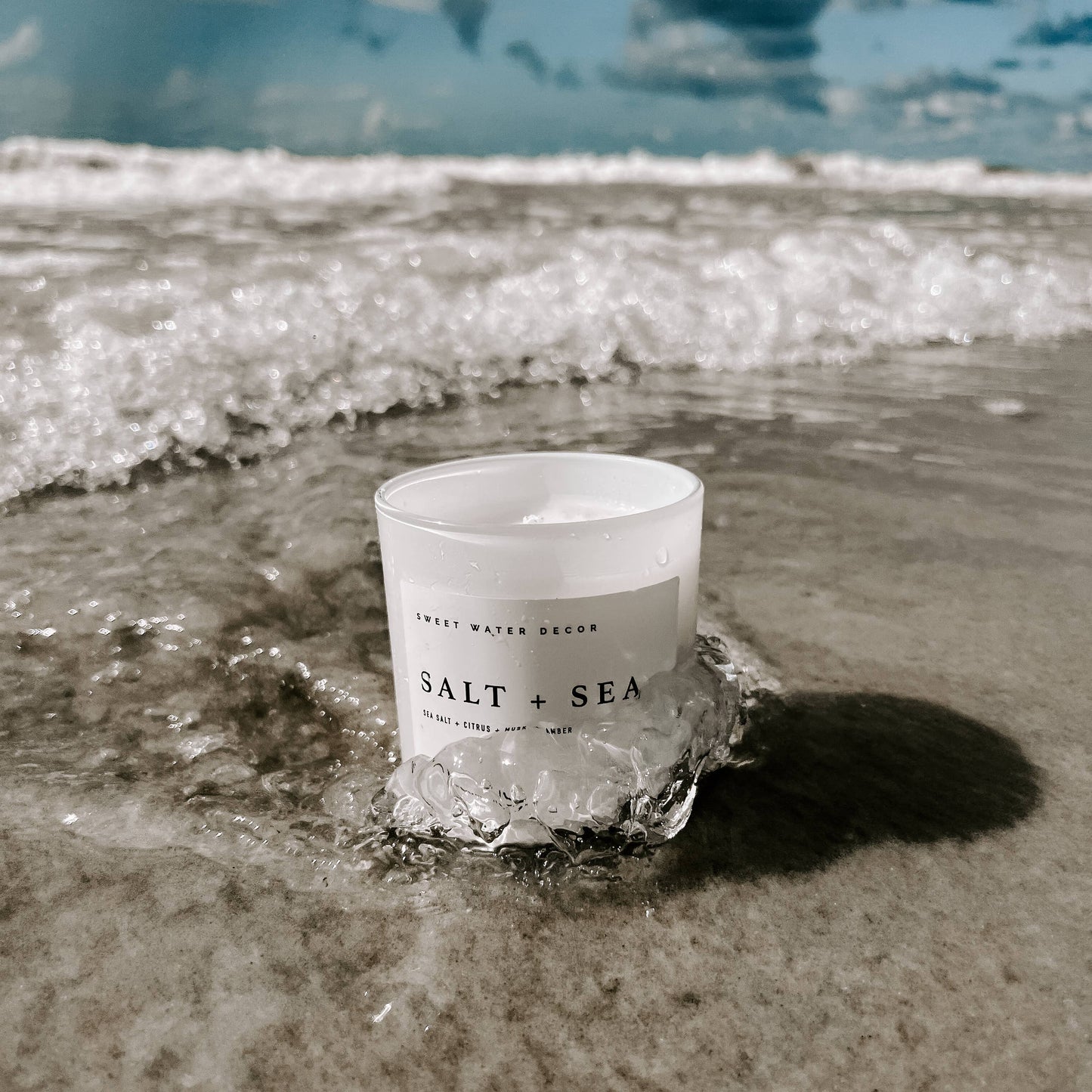 Sweet Water Decor - Salt and Sea 11 oz Soy Candle