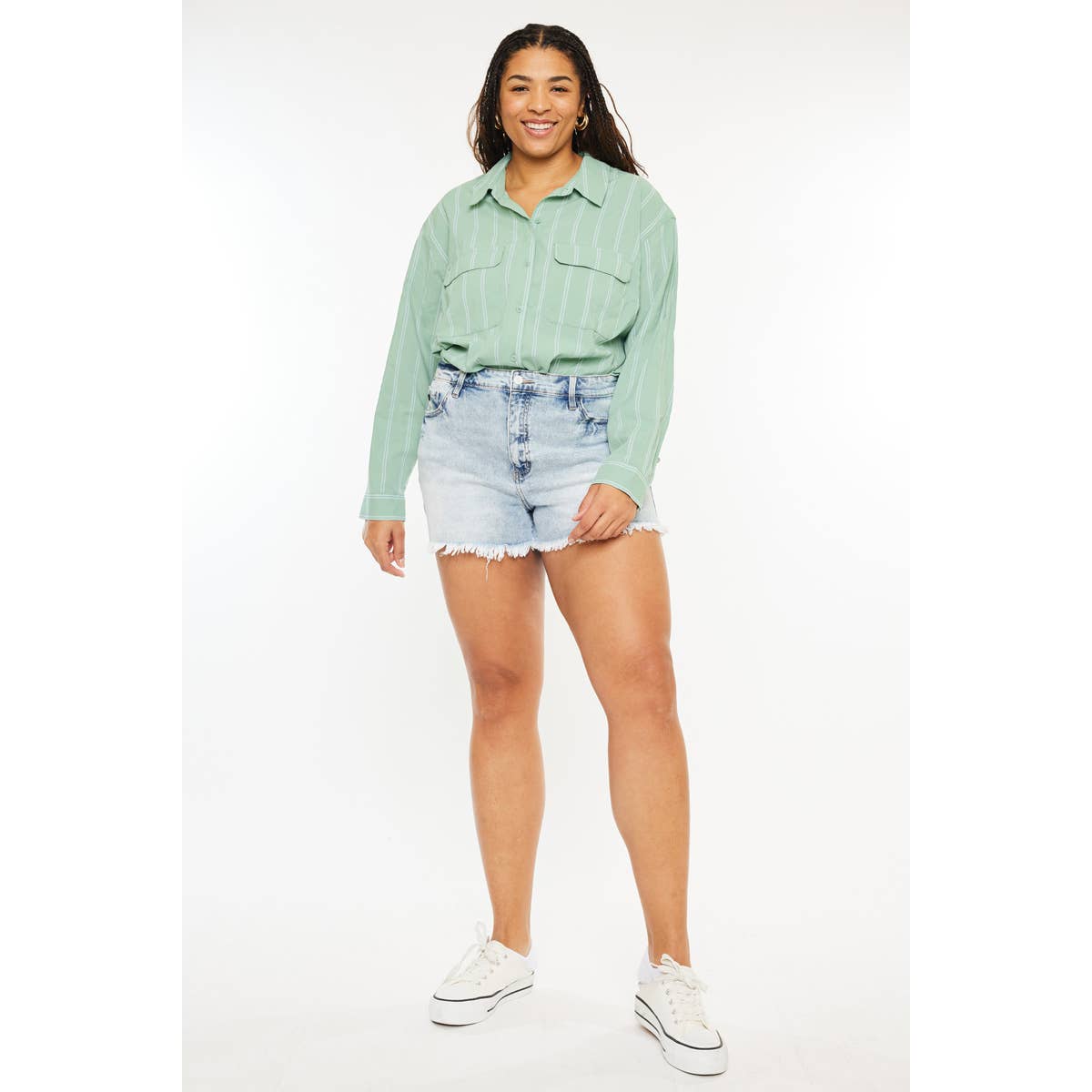 High Rise Mom Shorts - Light Wash
