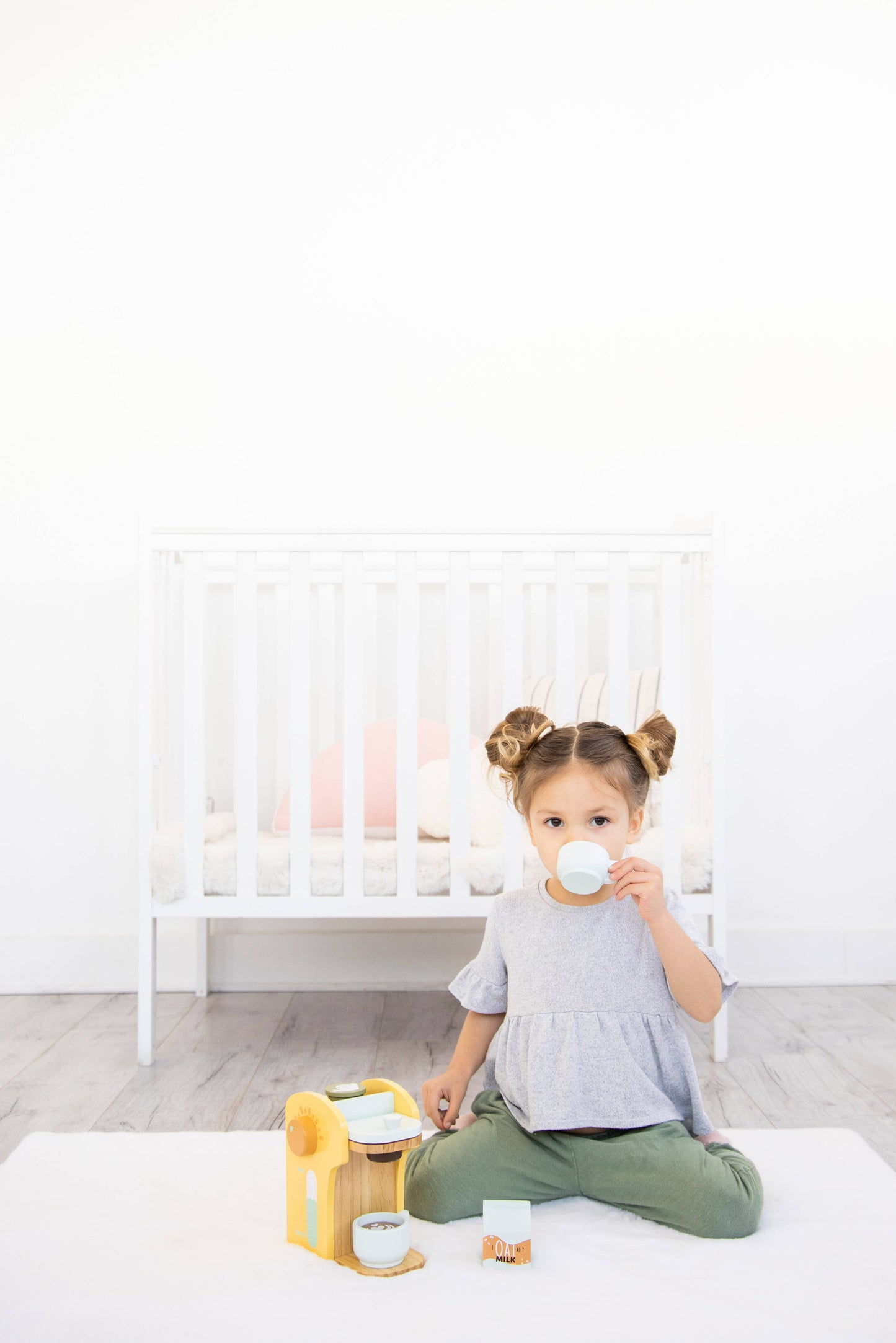 Pearhead - Barista in Training Wooden Coffee Set, Developmental Toys