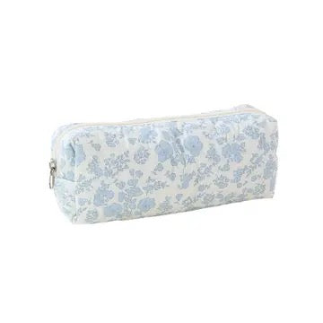 Mari & Belle - Small Blue Flower Quilted Makeup Bag