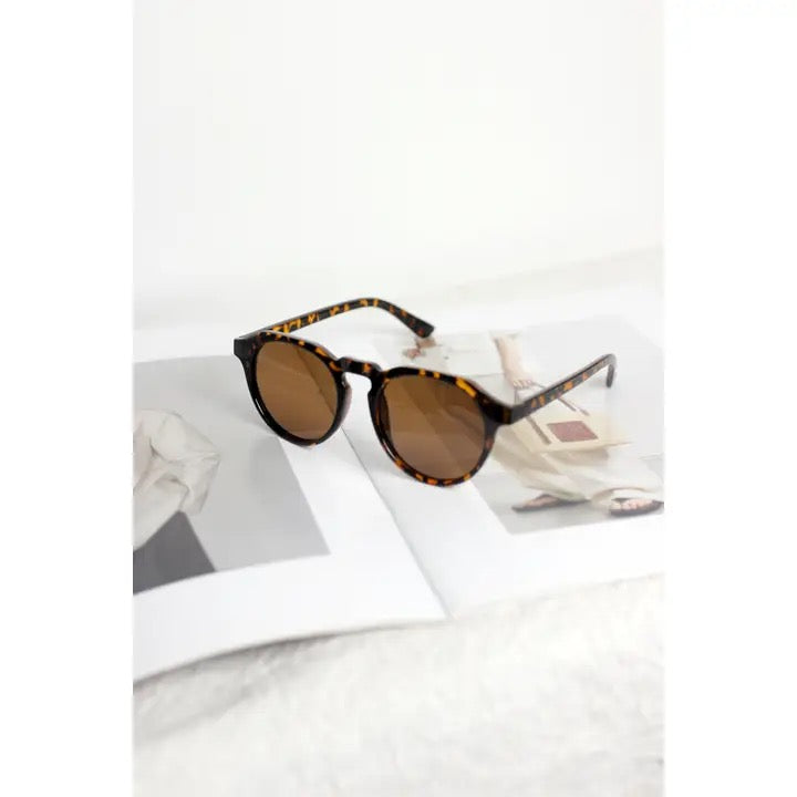 CLASSIC Squared Frame Sunglasses