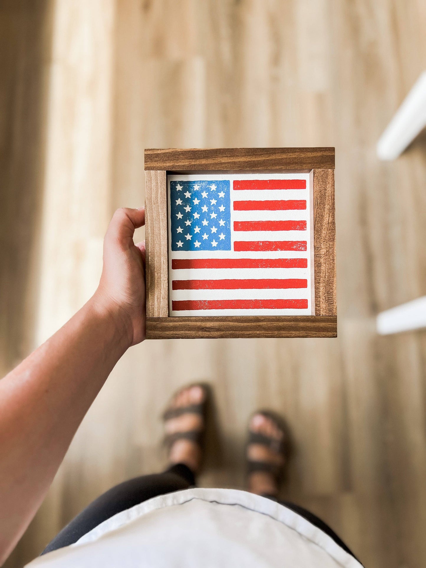 Square Flag: 7x7" / Dark Walnut / Color