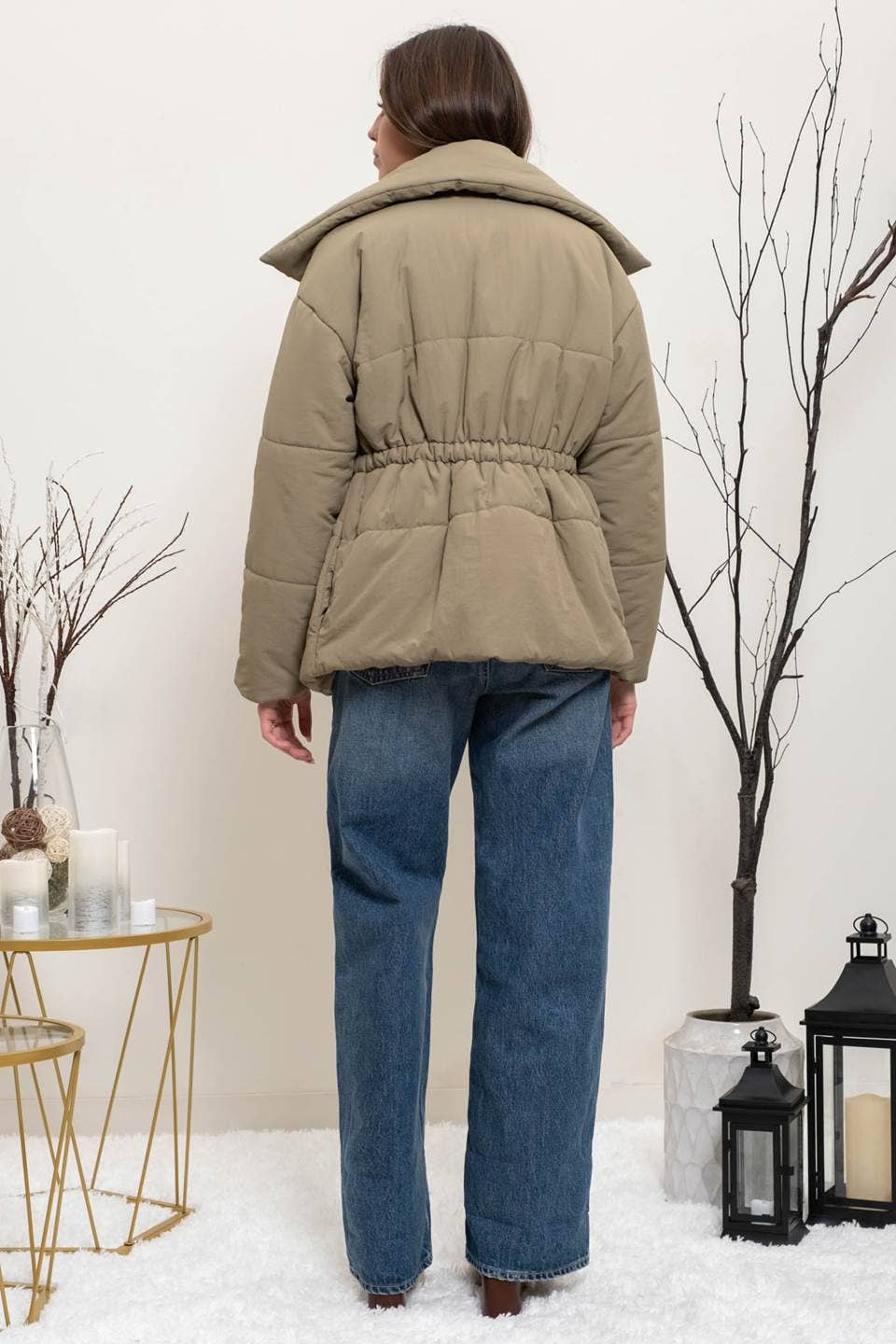 Puffer Jacket in Light Olive