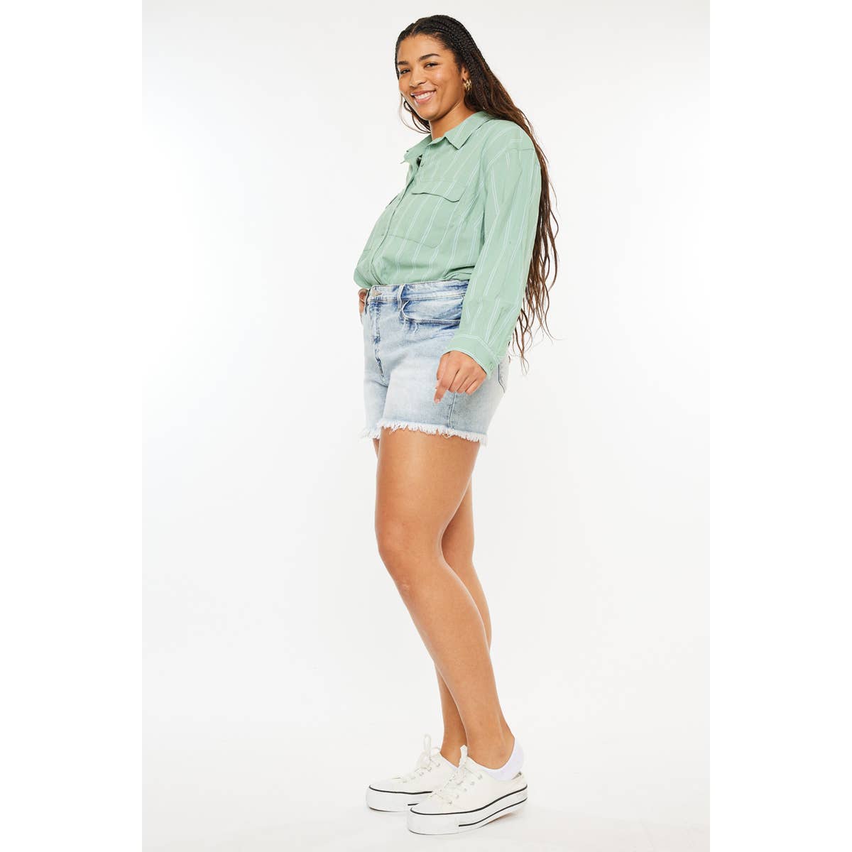 High Rise Mom Shorts - Light Wash