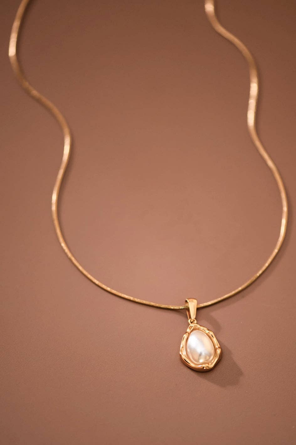 18K Gold PVD Plated Stainless Steel Minimal Pearl Necklace