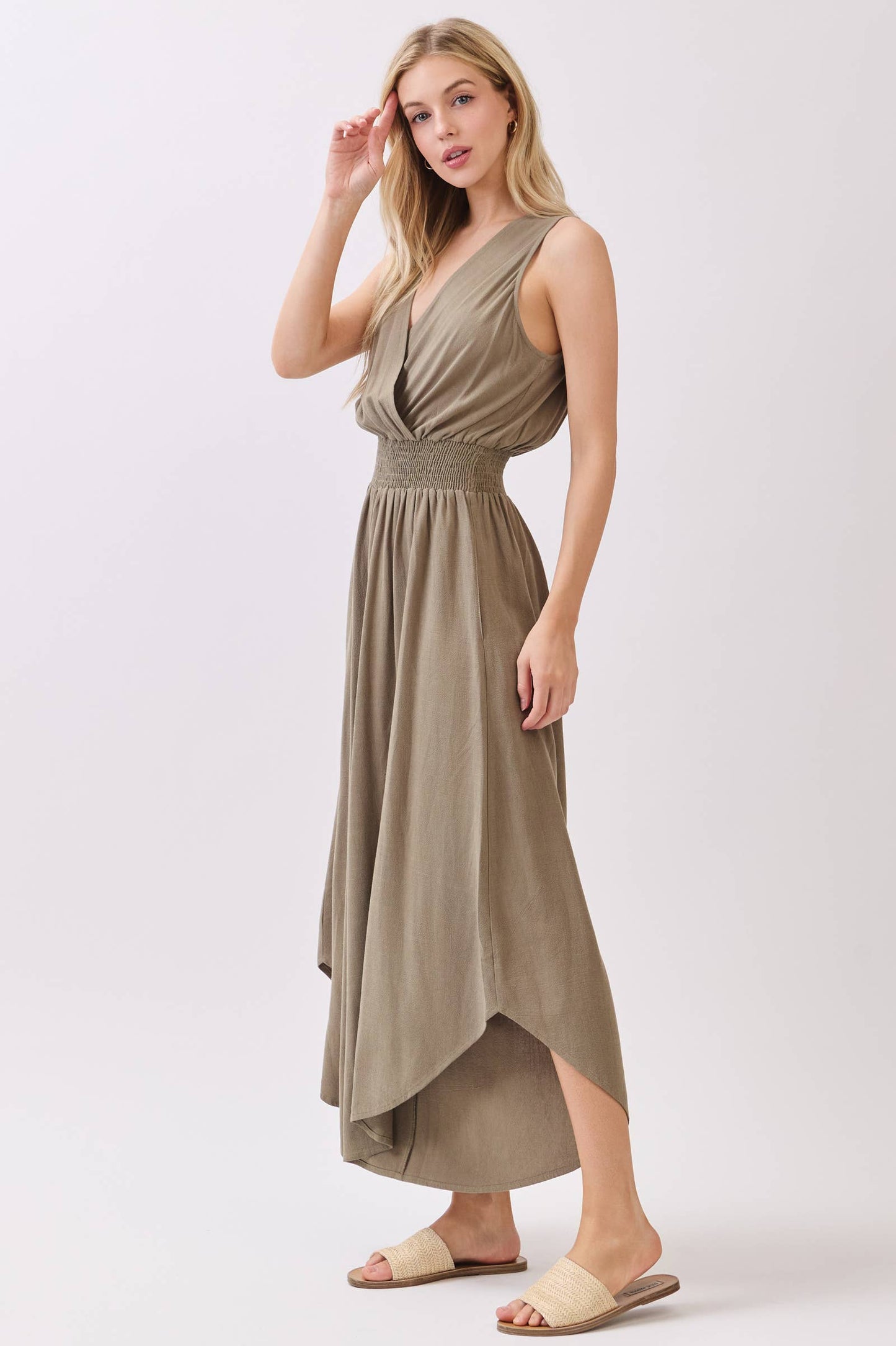 Final Touch - Solid V-Neck Surplice Sleeveless Jumpsuit - VNJU60256A4: Vintage Olive / S