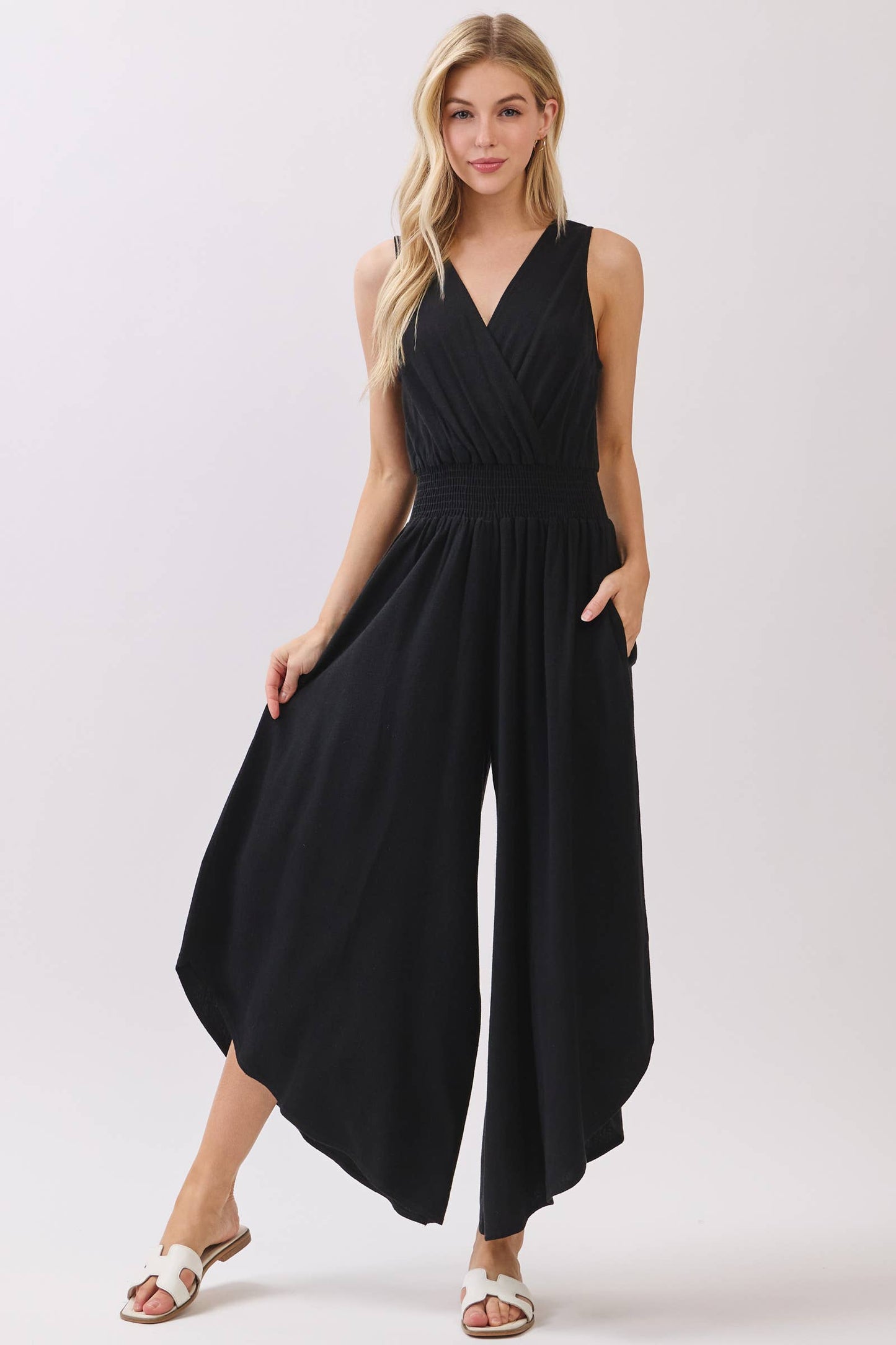 Final Touch - Solid V-Neck Surplice Sleeveless Jumpsuit - VNJU60256A4: Vintage Olive / S