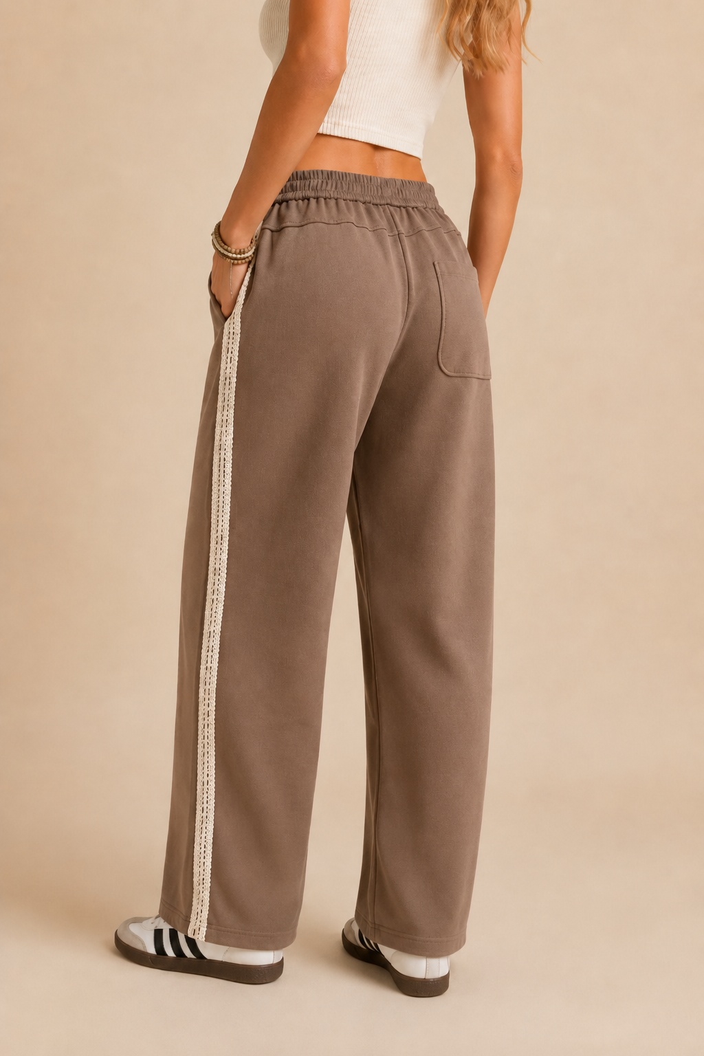 J.NNA - Crochet Trim Loose Fit Barrel Sweatpants: Mocha / M
