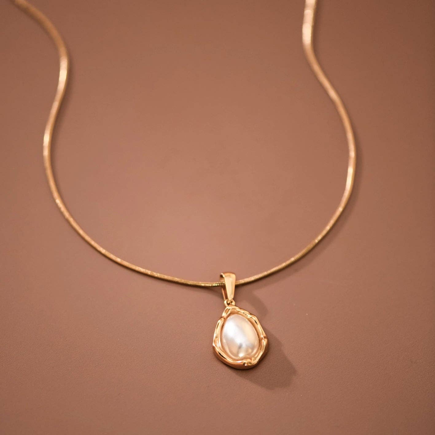 18K Gold PVD Plated Stainless Steel Minimal Pearl Necklace