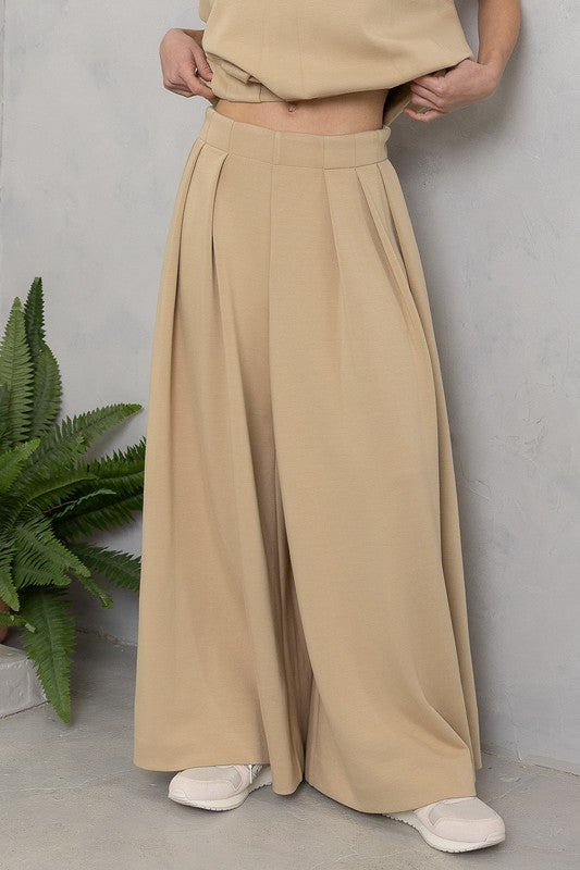 High-waisted Wide-leg Pants