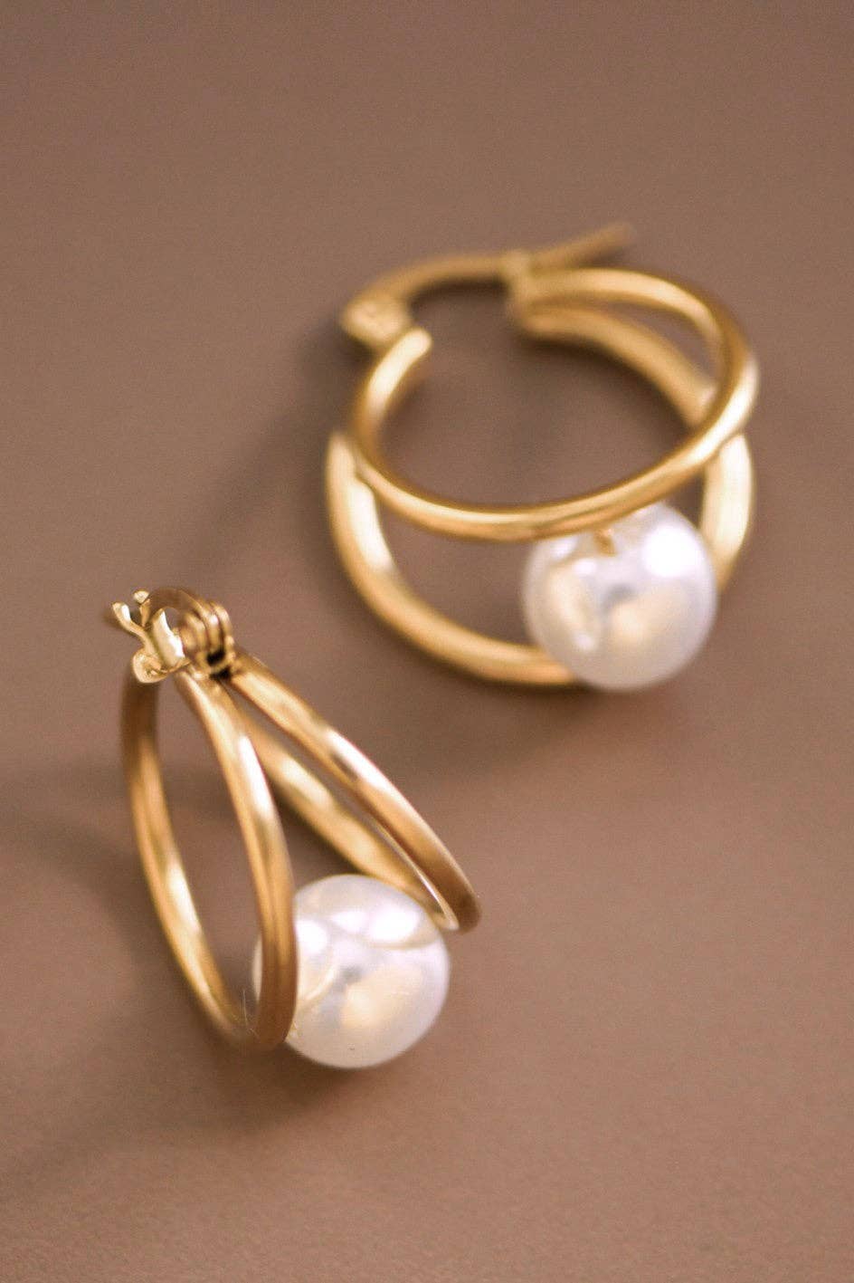 18K Gold Plated Waterproof Stainless Steel Pearl Hoop Earrings