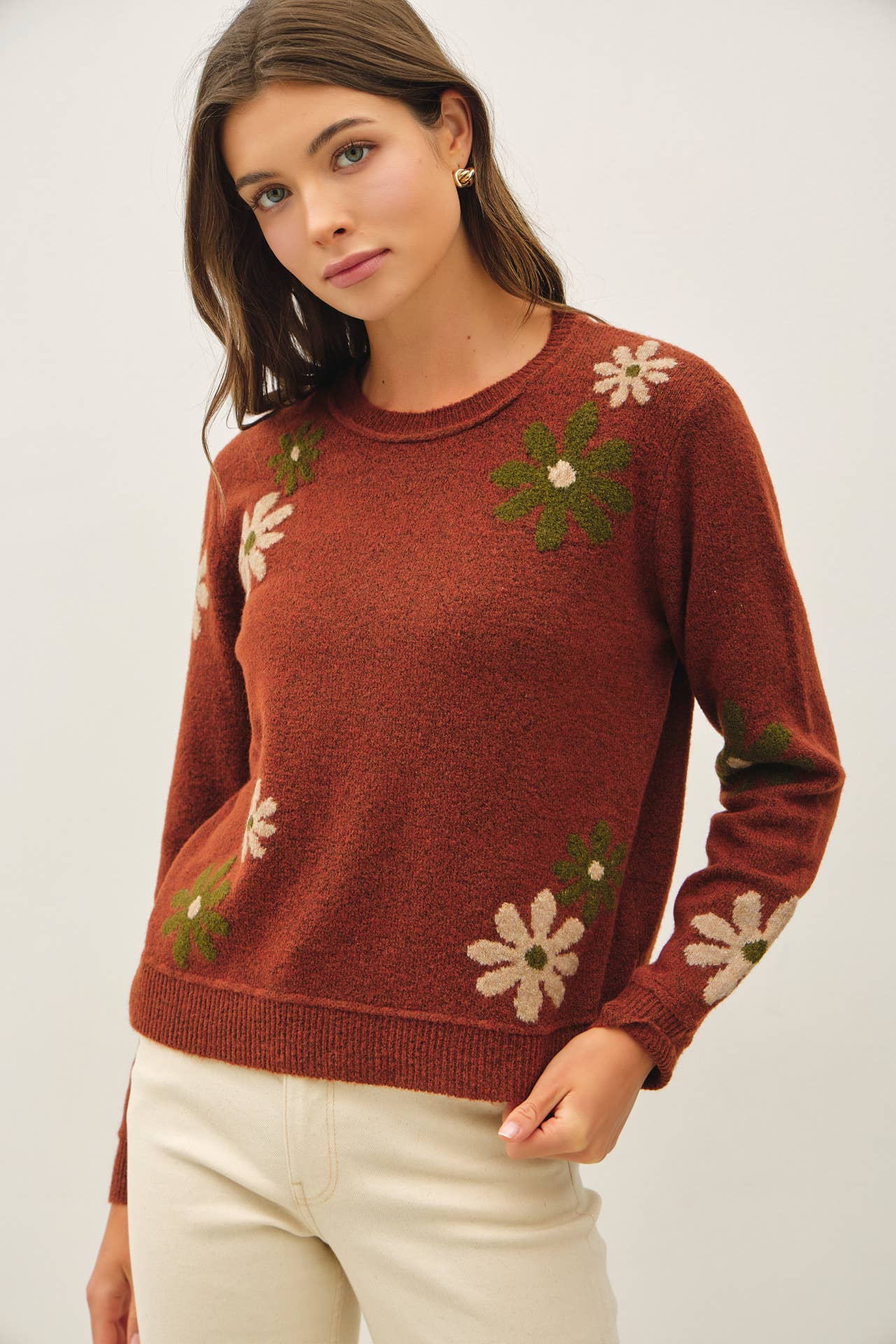 Be Cool - WOOL BLEND FLORAL ACCENT SWEATER: NAVY / M