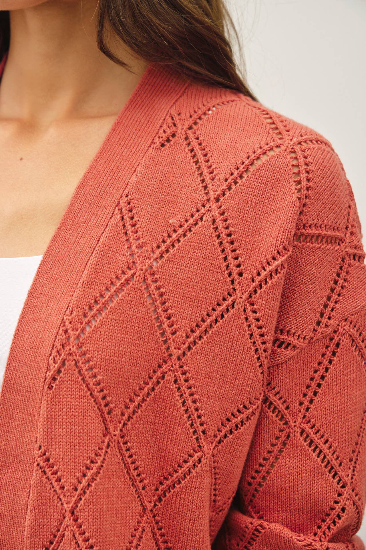 Be Cool - POINTELLE KNIT OPEN FRONT CARDIGAN: MARSALA / S