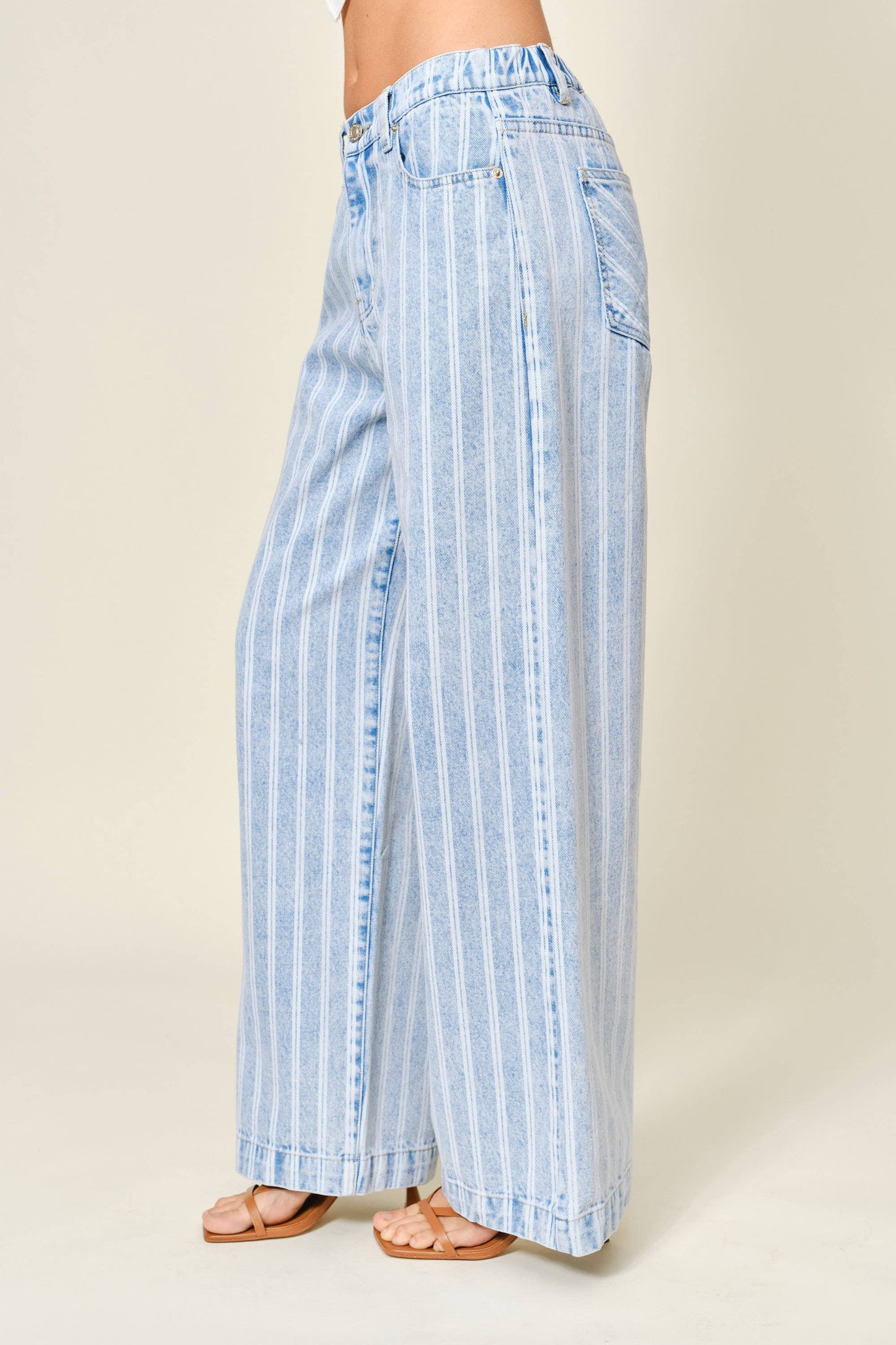 Aaron & Amber - AJP5866 STRIPED DENIM STRAIGHT PANTS: LT DENIM / S
