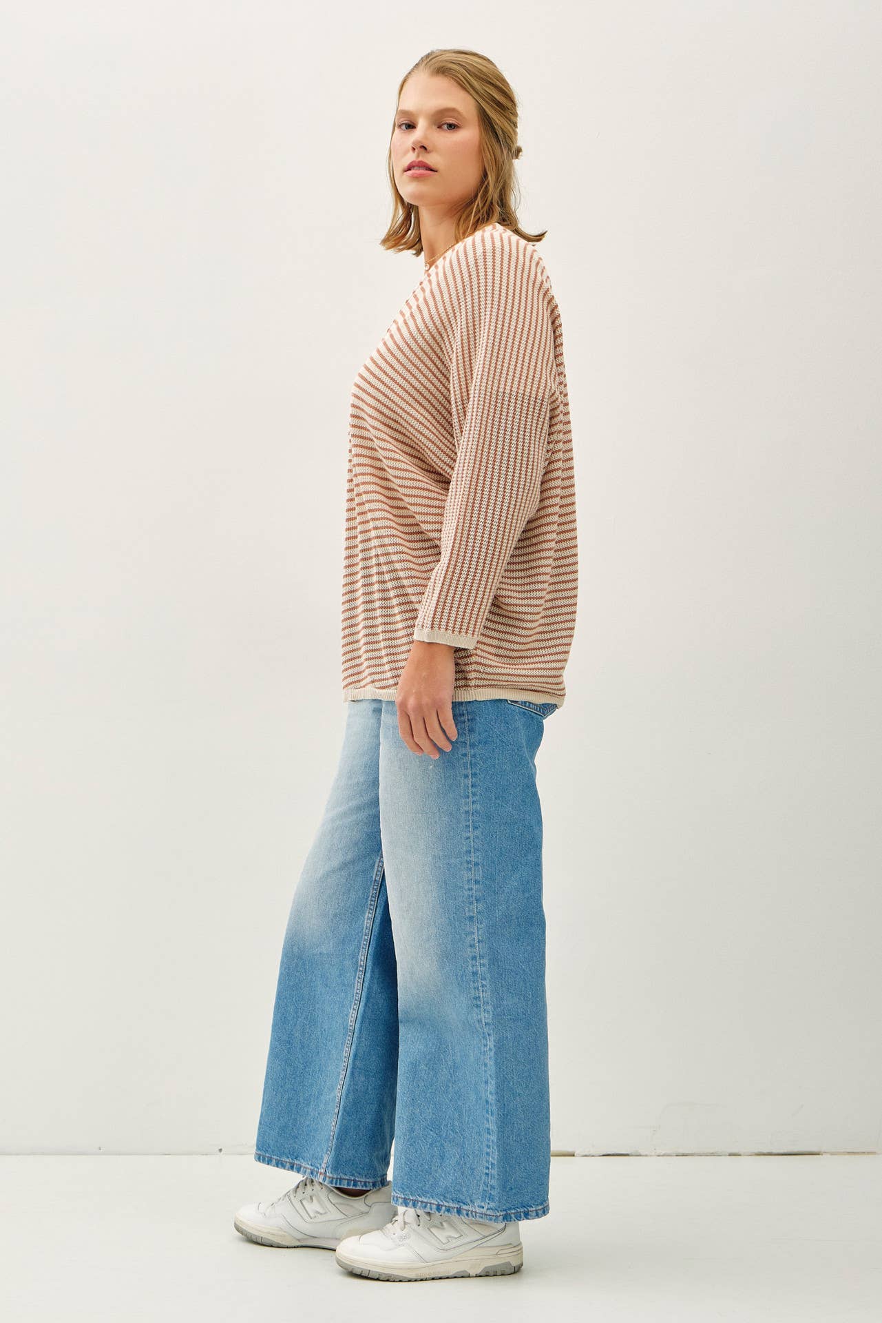 STRIPED DOLMAN SLEEVE OPEN CARDIGAN: Auburn