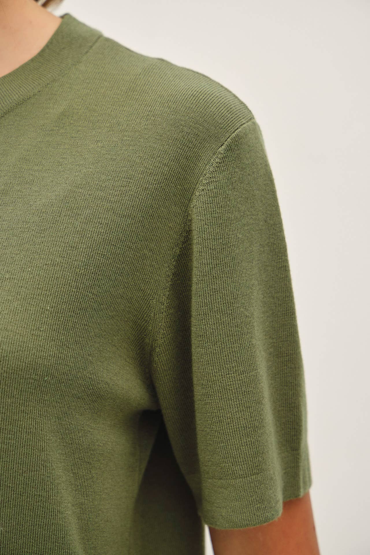 Be Cool - CASHMERE BLENDED SHORT SLEEVE SWEATER  : SLATE BLUE / M