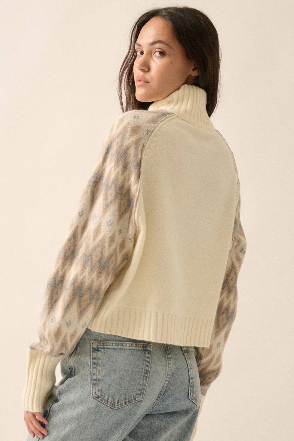 Knit Geo-Print Raglan-Sleeve Turtleneck Sweater