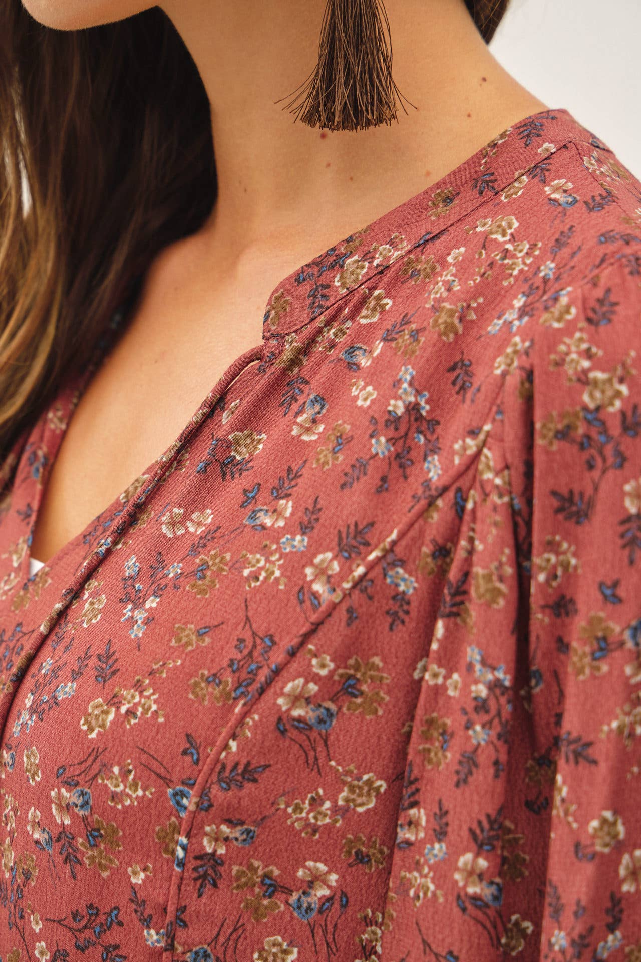 FLORAL PRINT V-NECK CHIFFON BLOUSE