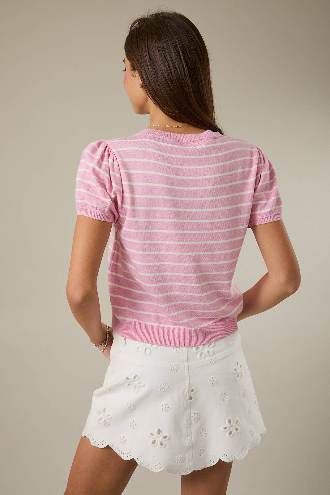Sunday Edition by LE LIS - HALF SLEEVE CREW NECK PUFF STRIPED SWEATER TOP: LT BLUE-WHITE STRIPE / M