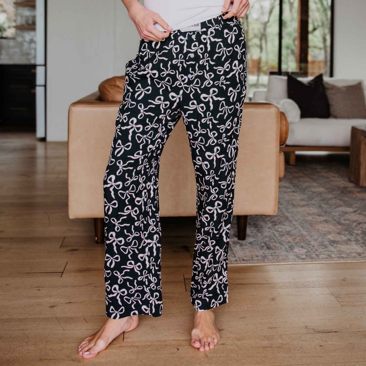 Black & White Bows All Over Boxer Pants
