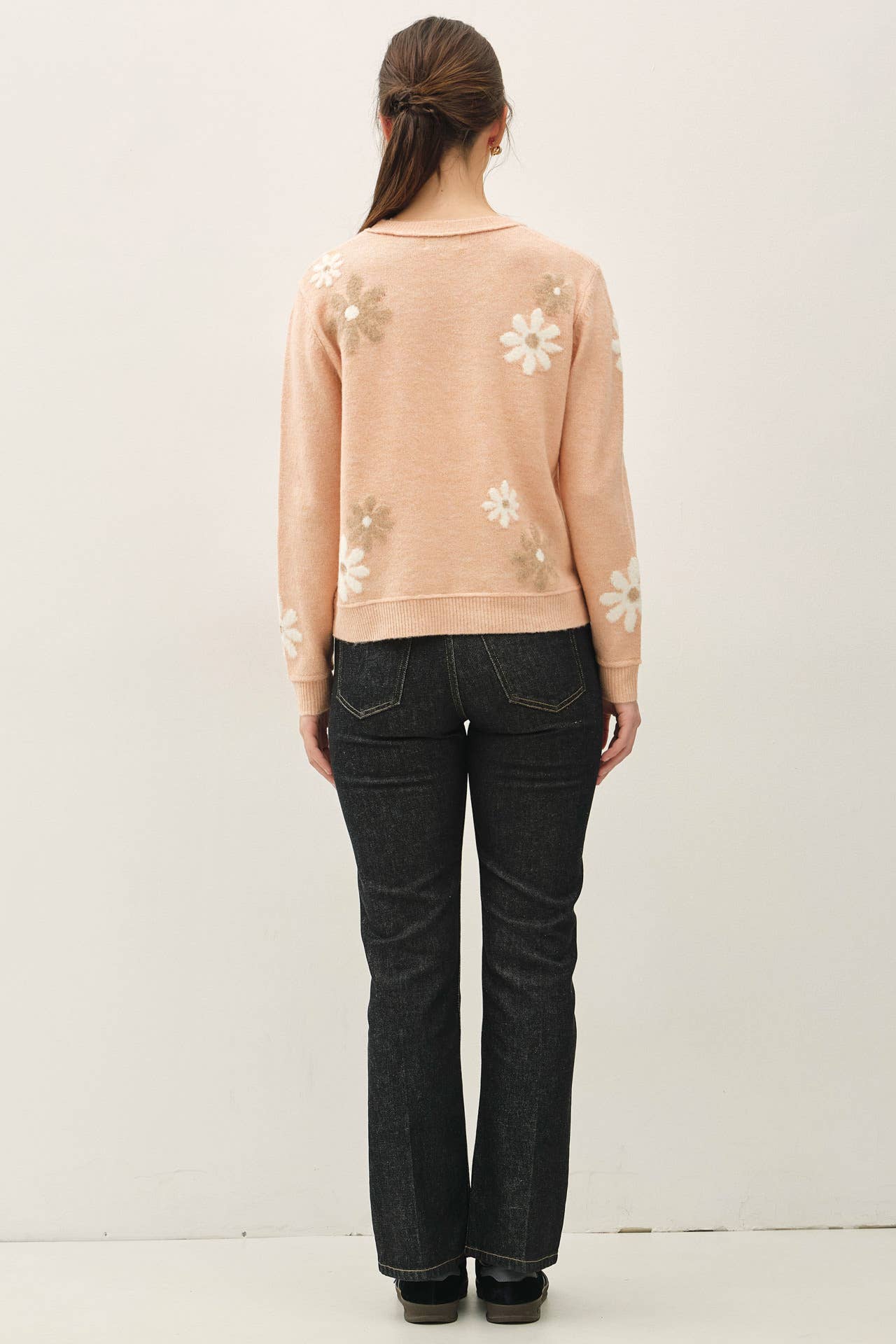 Be Cool - WOOL BLEND FLORAL ACCENT SWEATER: NAVY / M