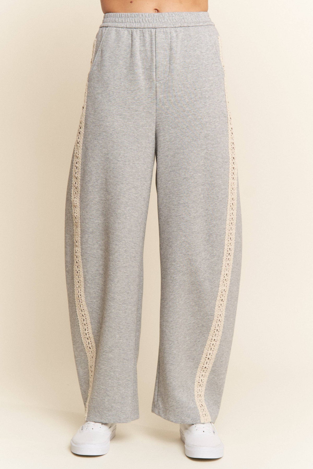 J.NNA - Crochet Trim Loose Fit Barrel Sweatpants: Mocha / L
