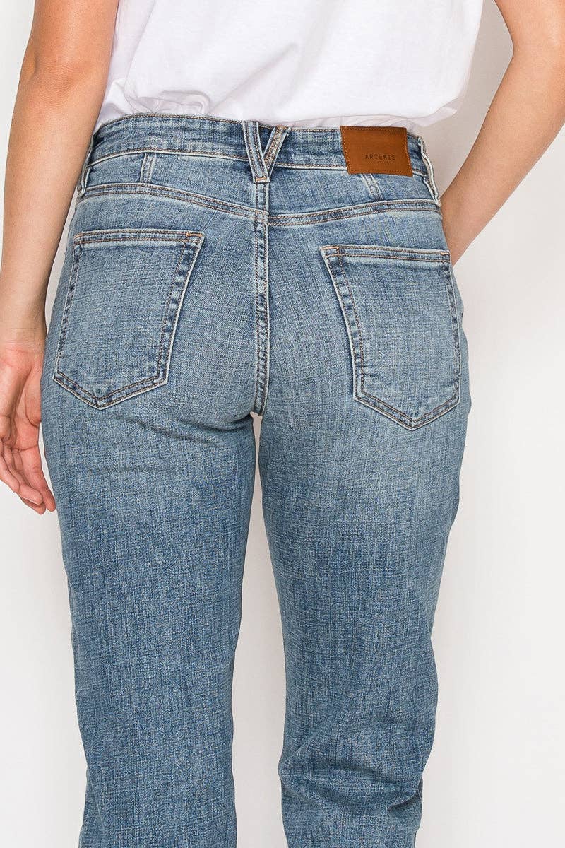 Mid Rise Modern Boyfriend Jeans