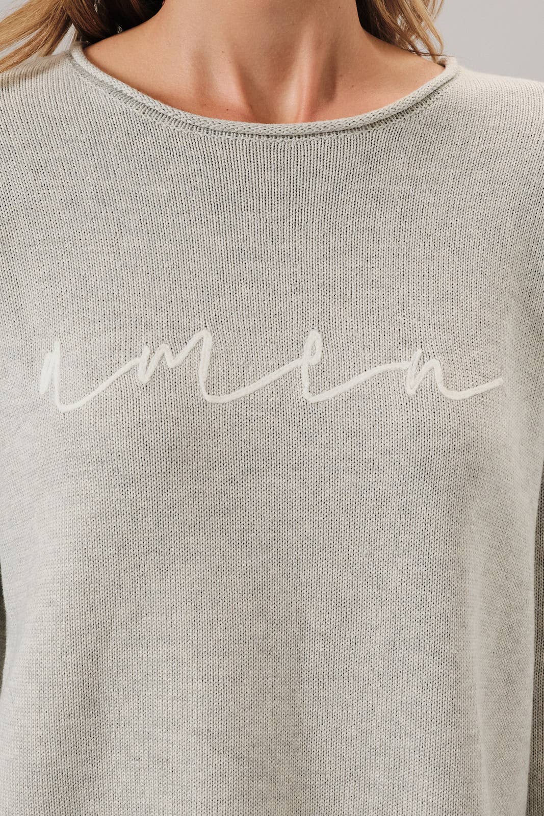 Sunday Edition by LE LIS - ROUND NECK LONG SLEEVE "AMEN" LT WEIGHT SWEATER: H GREY / L