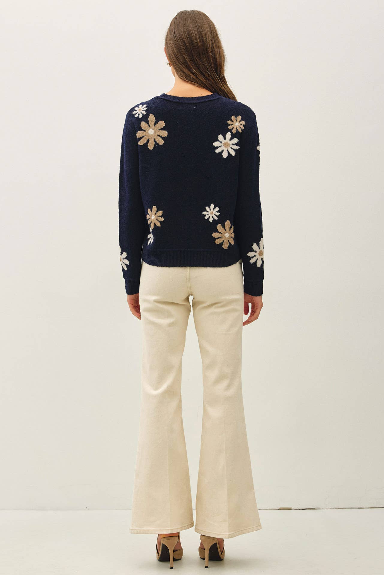 Be Cool - WOOL BLEND FLORAL ACCENT SWEATER: NAVY / S